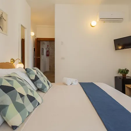 Bed and breakfast Santaló